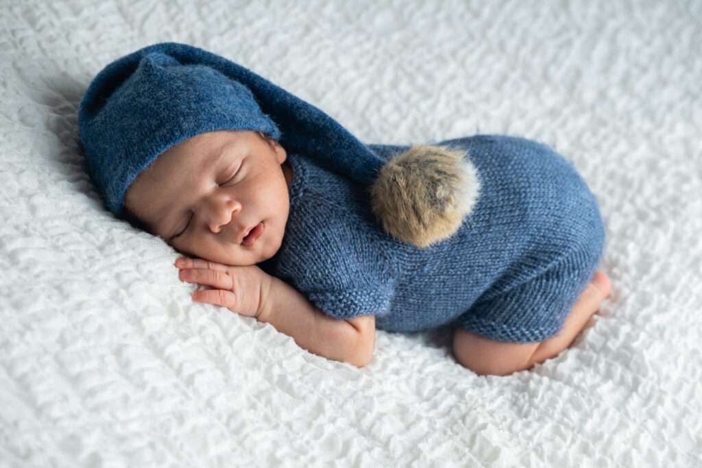 newbornshooting_Bauch_Blau